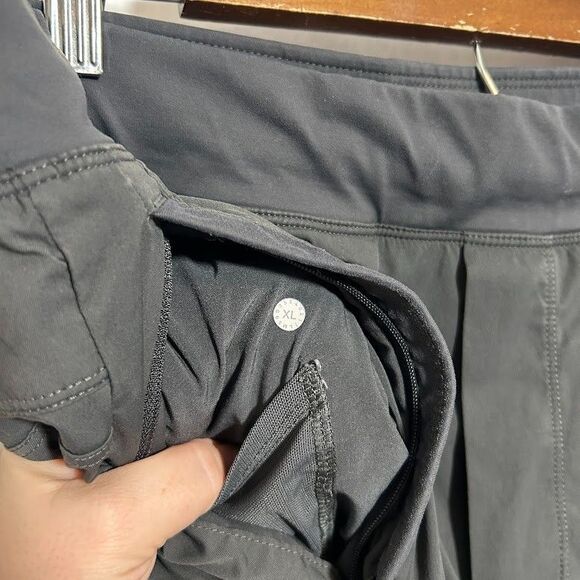 Lululemon Great Wall Pants Men's XL Gray 32" Inseam Tapered Joggers M5903S - Picture 12 of 12